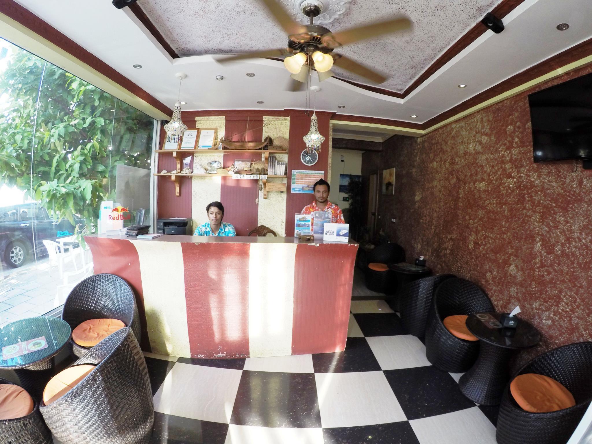 Hotel Ui Inn Malé Extérieur photo