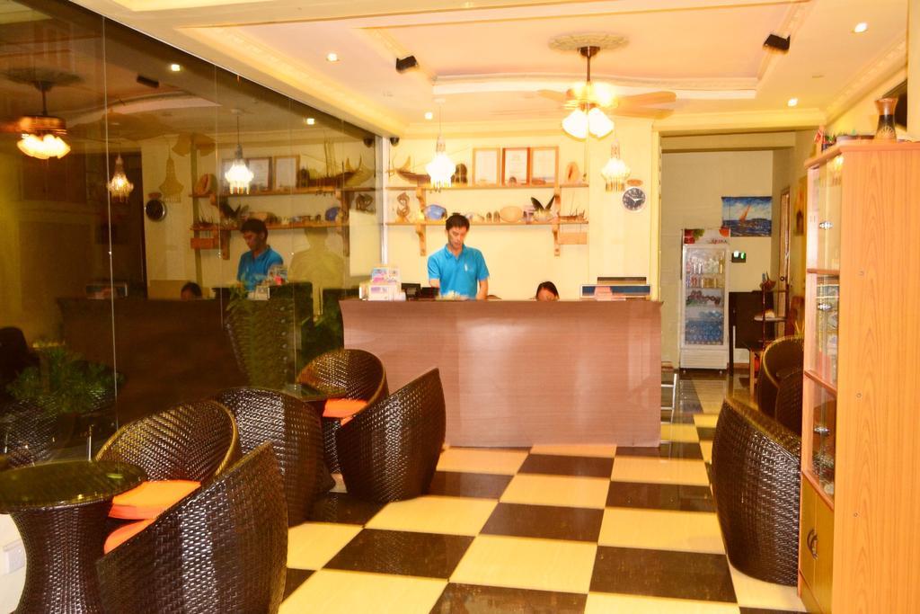 Hotel Ui Inn Malé Extérieur photo